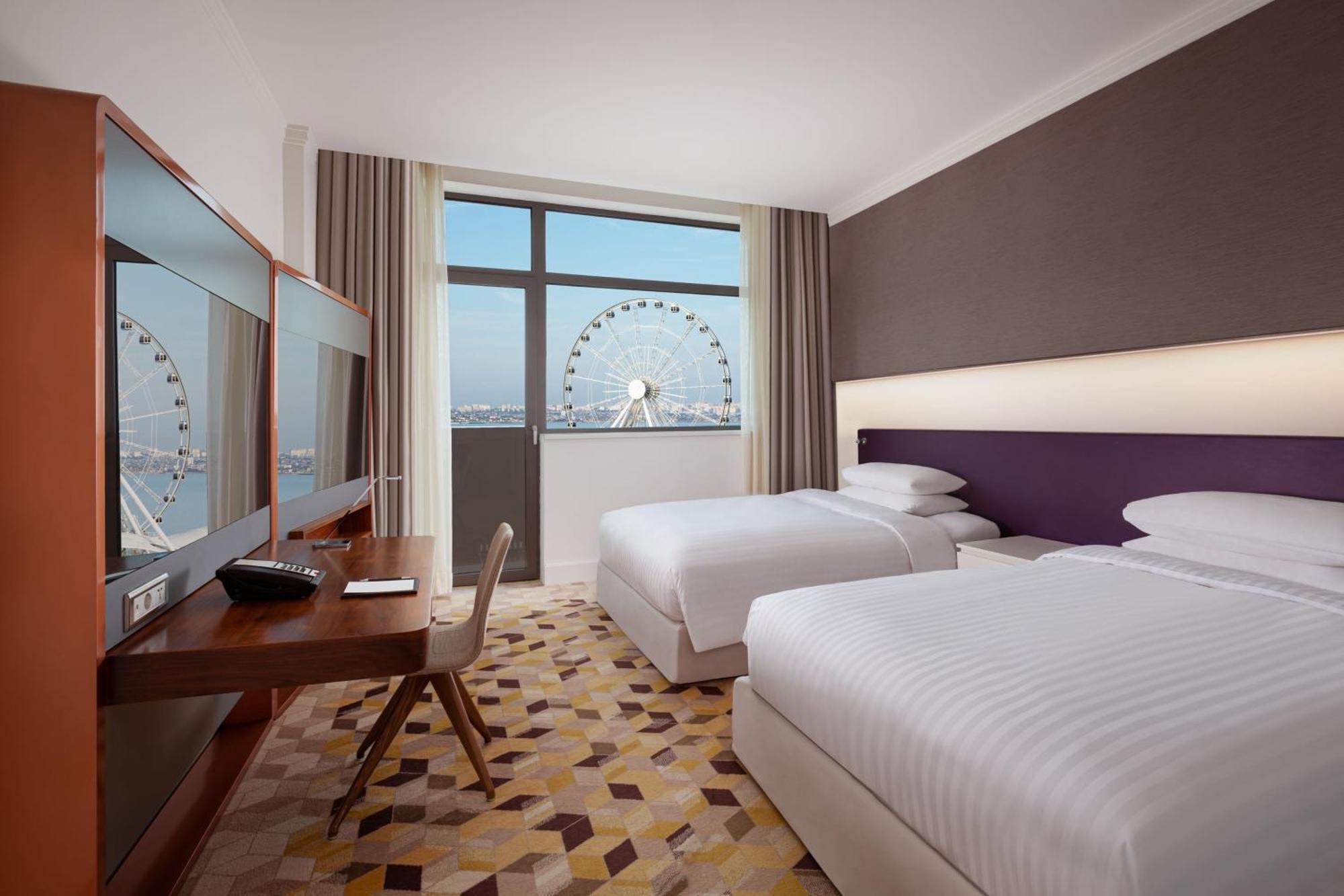 Sheraton Baku Intourist Extérieur photo Deluxe Room