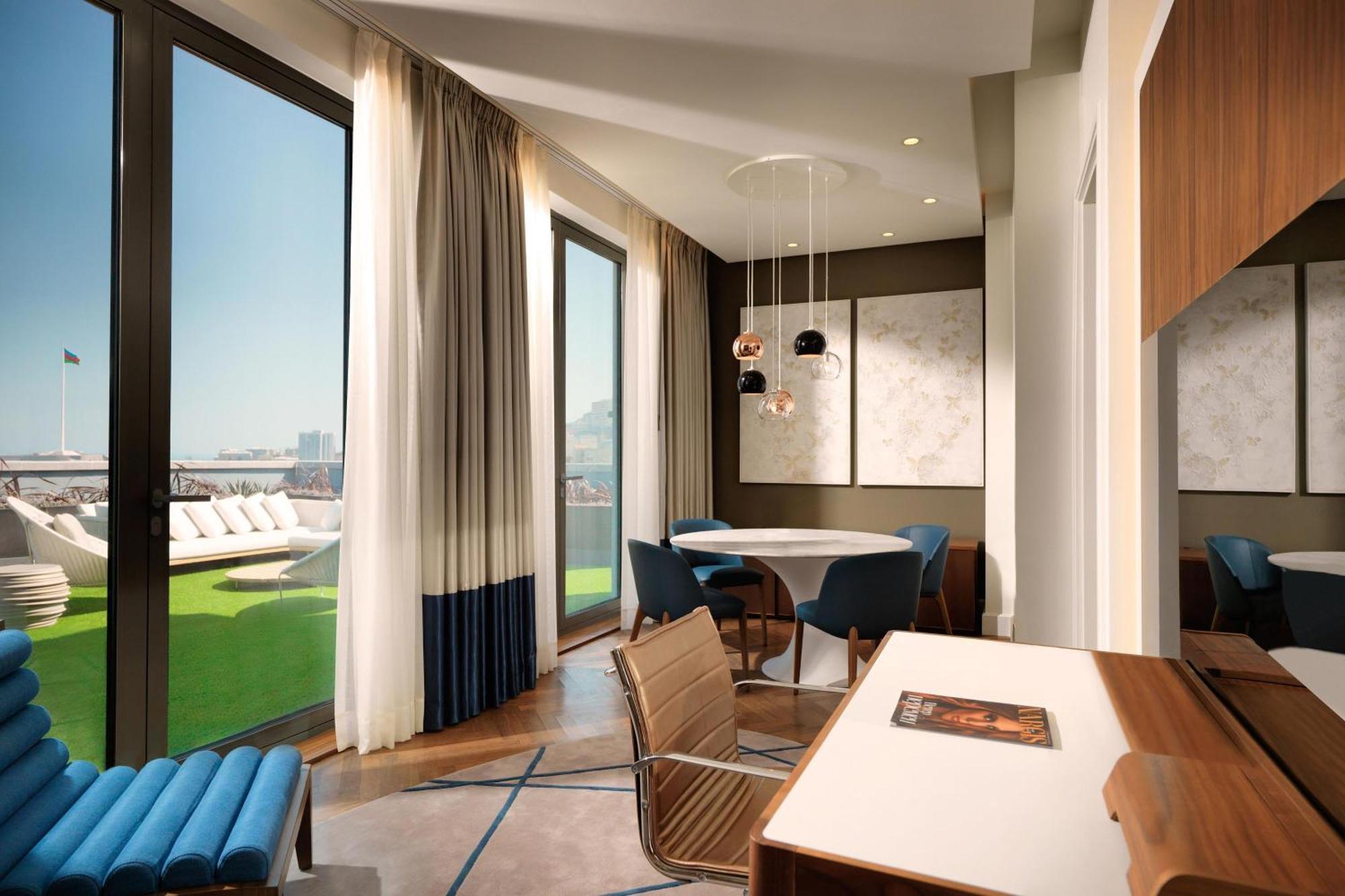 Sheraton Baku Intourist Extérieur photo Interior of a penthouse apartment