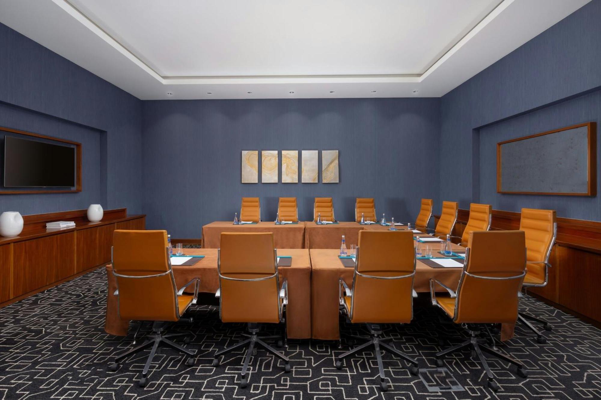 Sheraton Baku Intourist Extérieur photo Boardroom